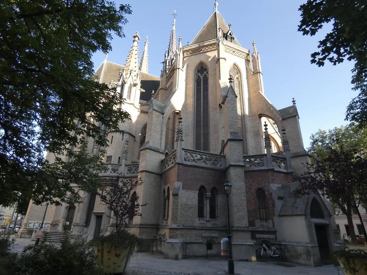 Apartment Msq Diana Vienna - 10 Min From City Center - Free Coffee And Tea - High Speed Internet Österreich