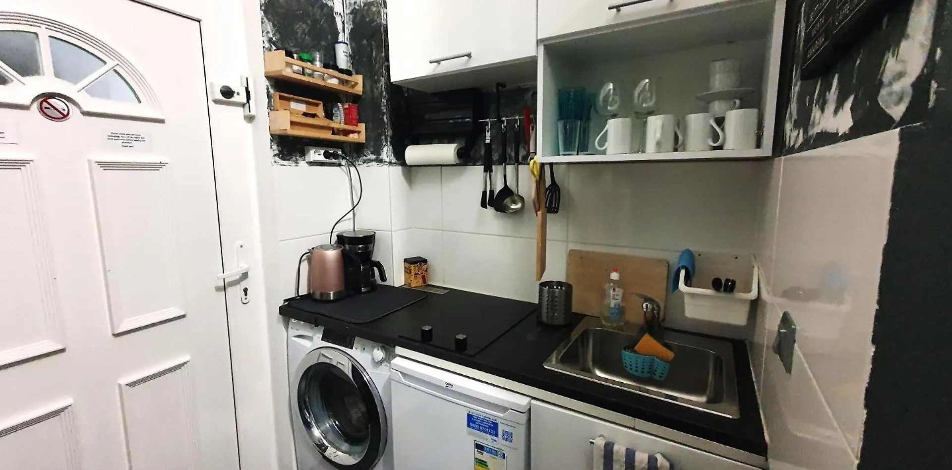 Apartment Msq Diana Vienna - 10 Min From City Center - Free Coffee And Tea - High Speed Internet