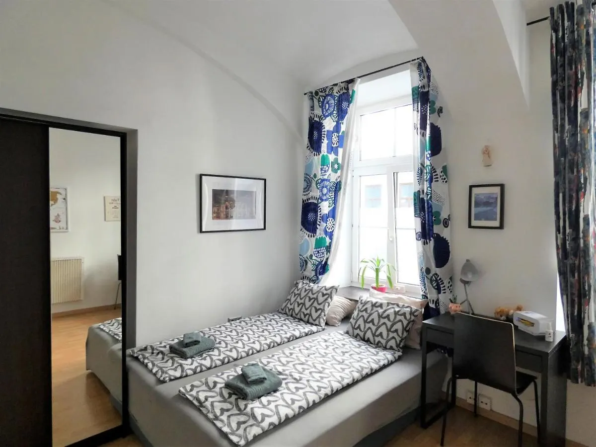 Msq Diana Vienna - 10 Min From City Center - Free Coffee And Tea - High Speed Internet 0*,  Austria